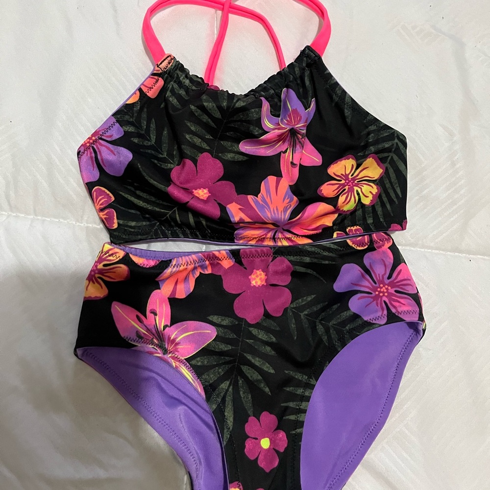 Toddler swimsuit 3T